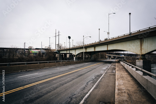 Bridges over the Schuylkill River in Philadelphia, Pennsylvania. © jonbilous