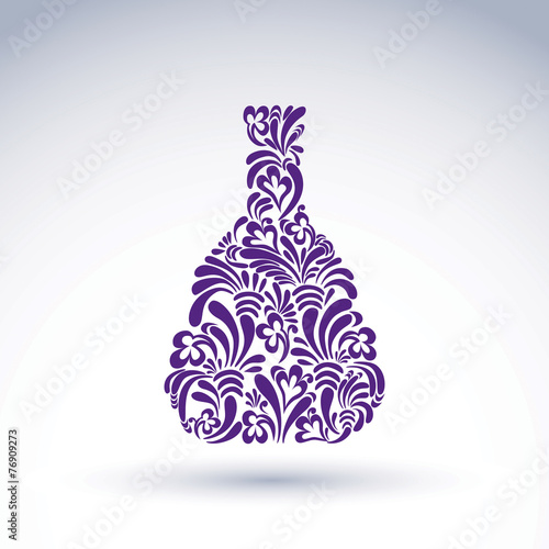 Alcohol flower-patterned bottle, classic pitcher with abstract n