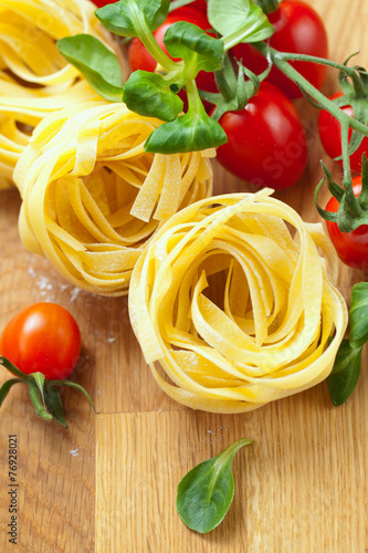 frische hausgemachte tagliatelle 