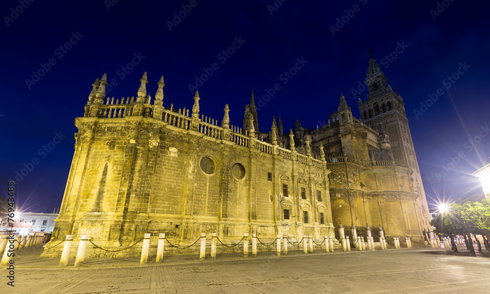 Wide angle shot of Seville Cathedral
