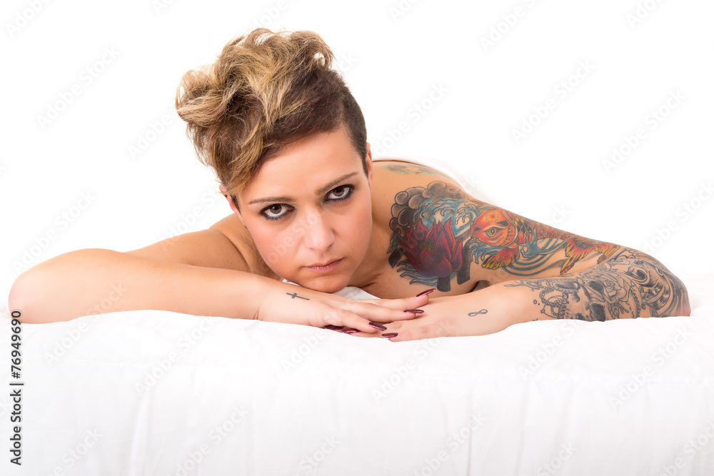 Naklejka premium Woman in bed