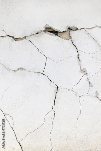 Cracked white wall