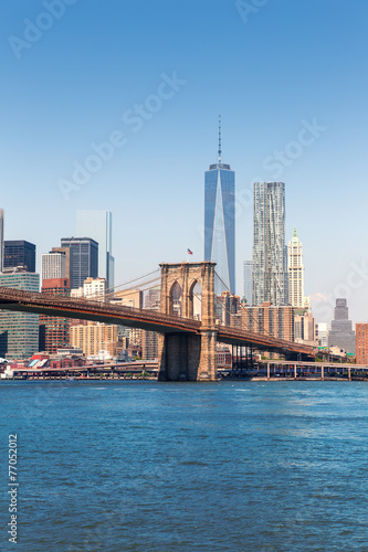 Brooklyn Bridge and Manhattan skyline New York © lunamarina