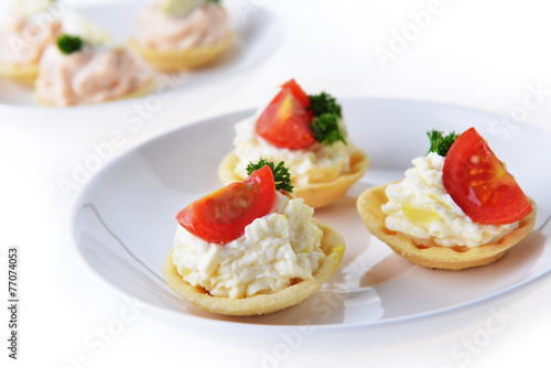 tartlet with cream