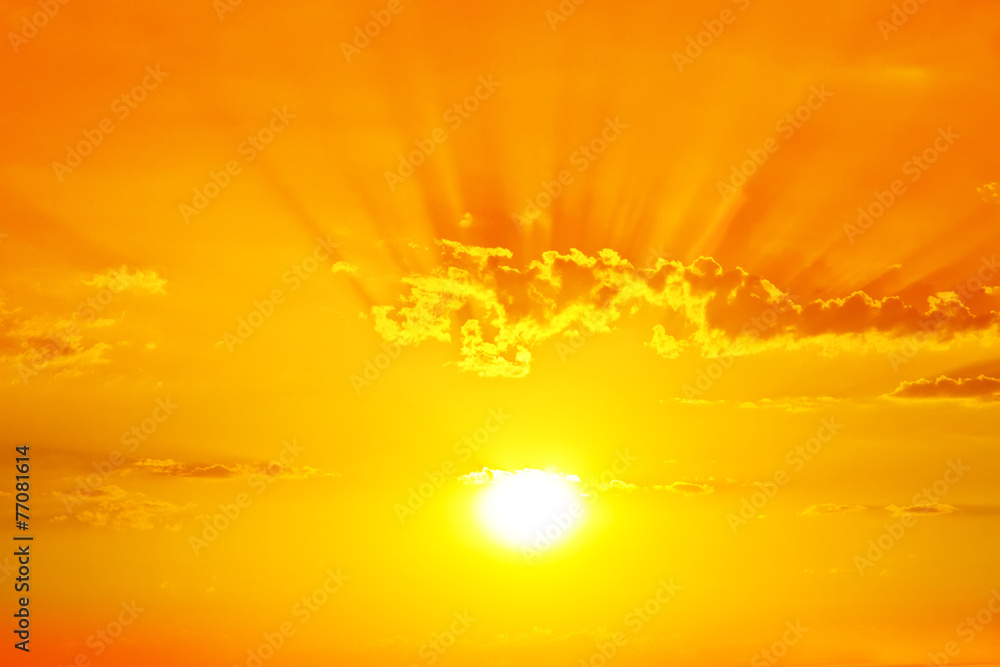 Cielo el dorado sale