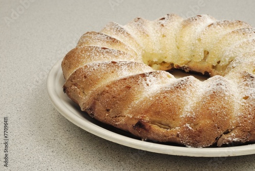 Obraz na płótnie Homemade sweet cake. Apple Pie on plate w salonie