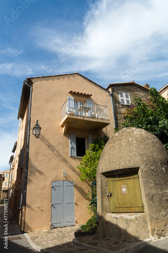 Das Dorf Gassin an der Cote d´Azur