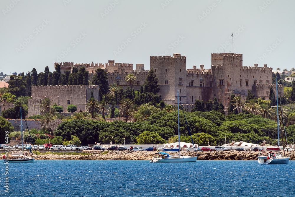 Old City of Rhodes Island, view from the sea - obrazy, fototapety, plakaty 