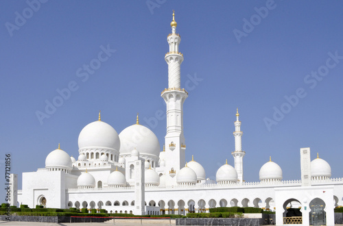 Emirati Arabi Uniti. Abu Dhabi. La grande moschea Sheikh Zayed photo
