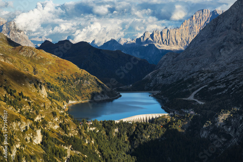 Fototapeta Naklejka Na Ścianę i Meble -  Lago Fedaia as seen from Viel dal Pan trail, Dolomites, Trentino