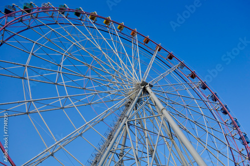 Ferris wheel / Blue Sky