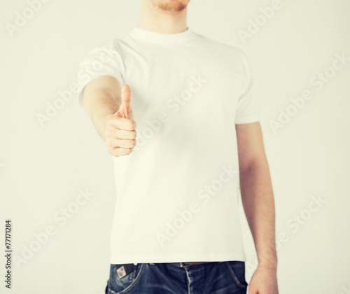 man showing thumbs up