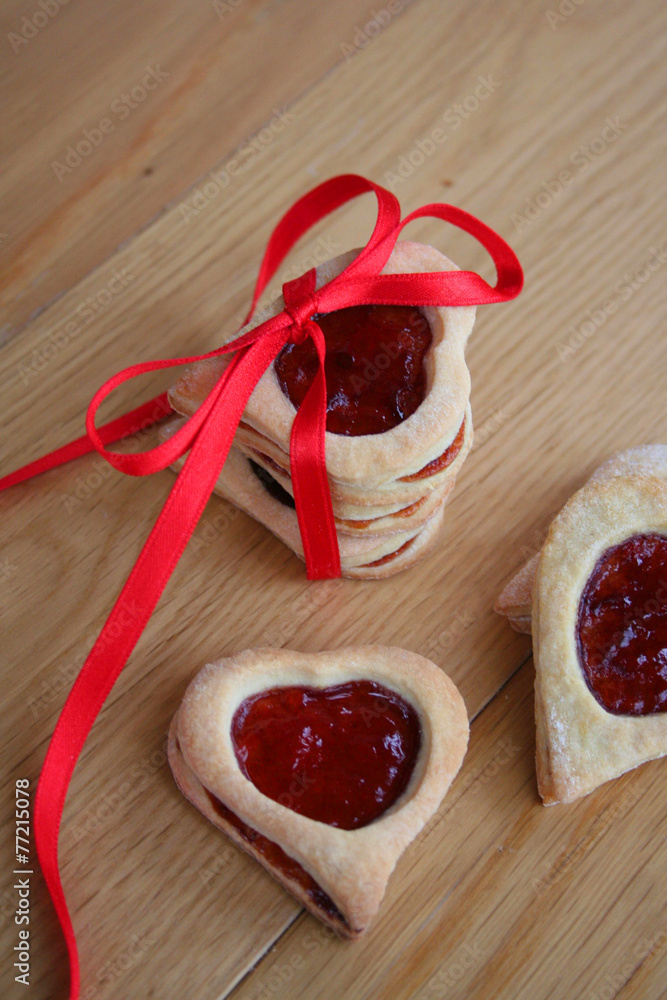 biscotti a forma di cuore_ San Valentino