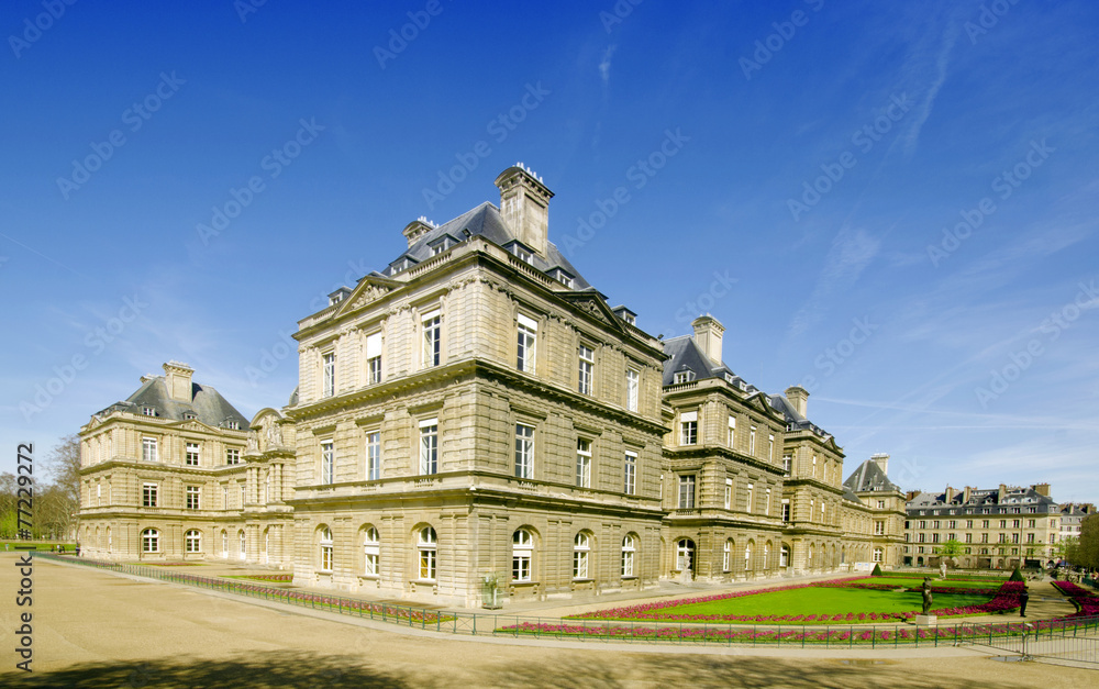 Fototapeta premium Luxembourg park in Paris