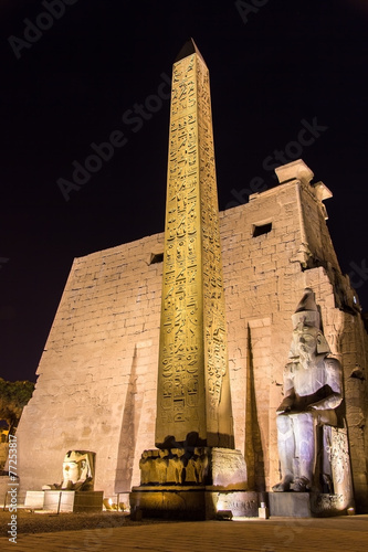 Fotografie, Obraz The red granite obelisk at entrance of Luxor Temple - Egypt