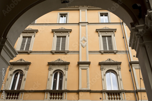 Bologna Windows