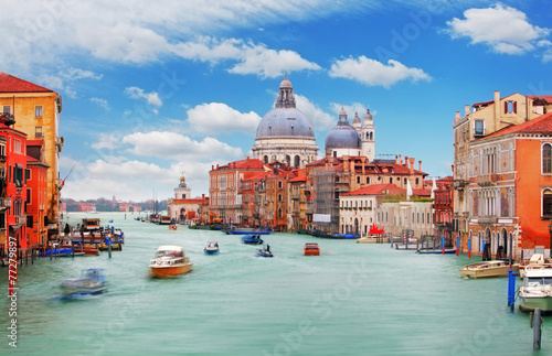 Canal Grande with Basilica di Santa Maria della Salute in Venice © TTstudio