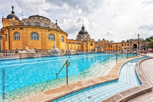 Canvas Print Szechenyi thermal baths in Budapest.