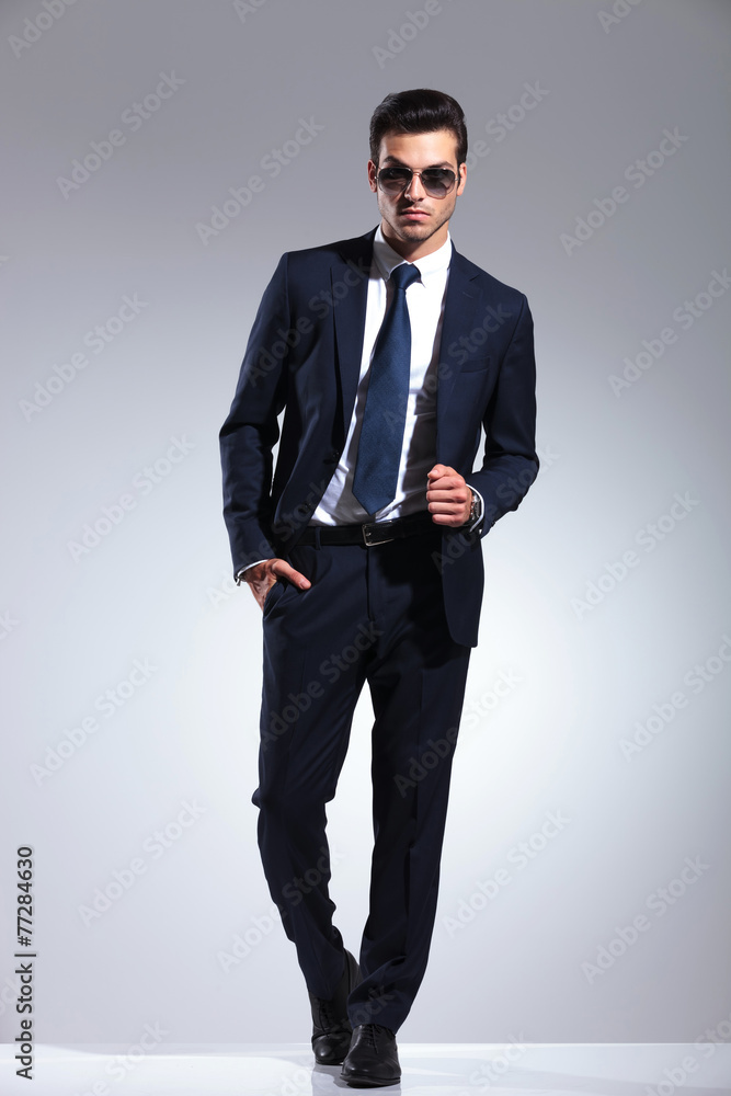 © Viorel Sima - Full length picture of a elegant business man