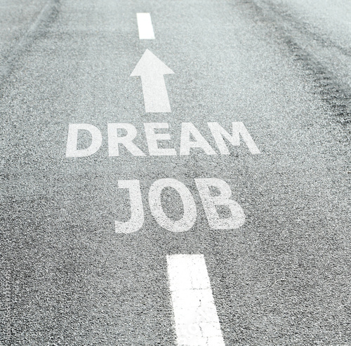Фотография Text Dream Job with arrow marking on road surface
