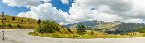 Gran Sasso - Campo Imperatore - Bergstraße photo