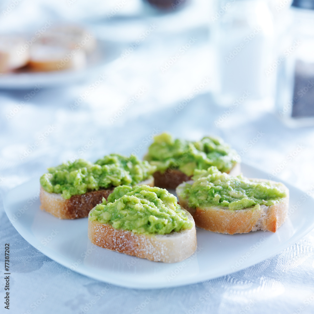 crustini toast with avocado spread crustini toast with avocado spread