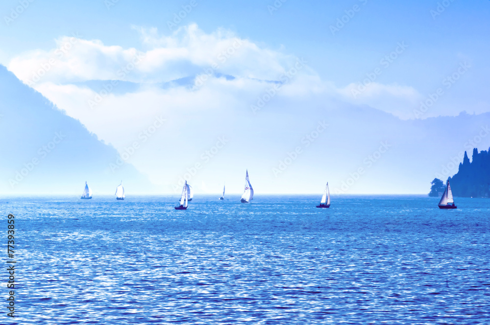 Fototapeta premium sailboats on Lake Como