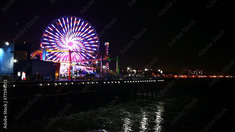 Night view of the attractions of the Santa Monica Pier Night view of the attractions of the Santa Monica Pier