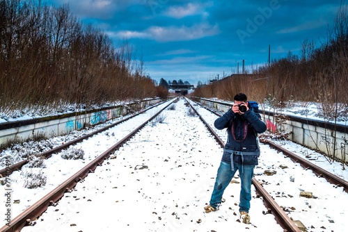 Fotograf am Geisterbahnhof in München photo