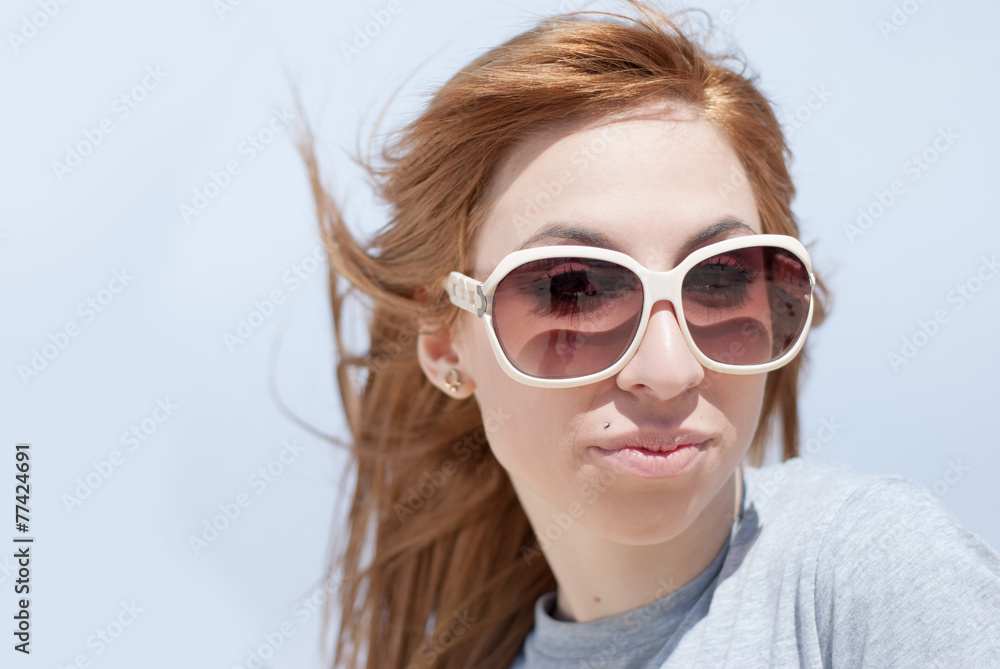 Lady with big sunglass Lady with big sunglass