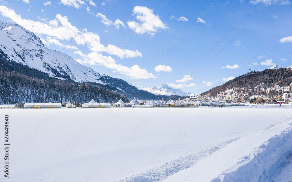 St. Moritz, Dorf, Bergsee, St. Moritzersee, See, Signalbahn, Bergbahnen, Wintersport, Winter, Alpen, Engadin, Graubünden, Schweiz
