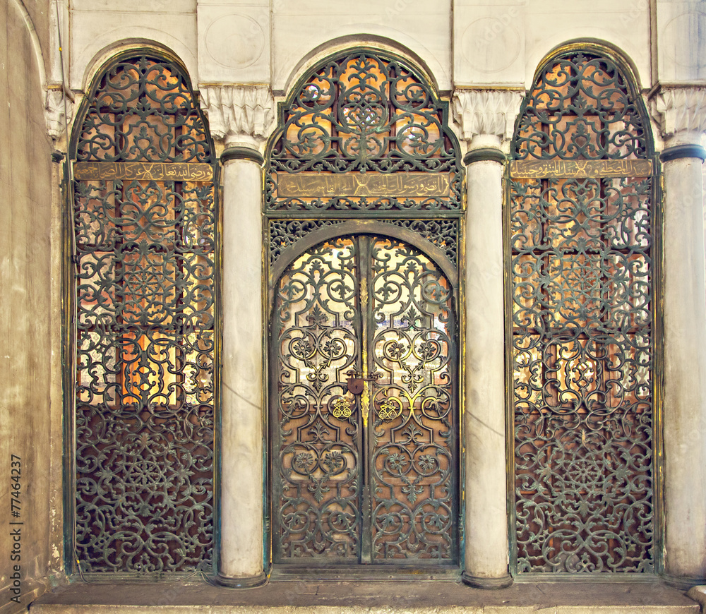 Mosque gates