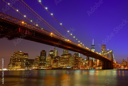 Fototapeta Naklejka Na Ścianę i Meble -  Brooklyn Bridge sunset New York Manhattan