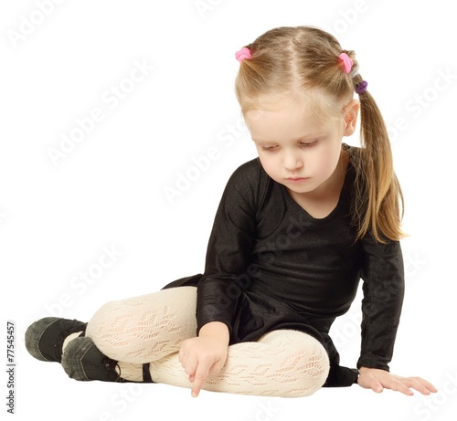 Obraz na płótnie Little Girl dancer sits on White Background w salonie