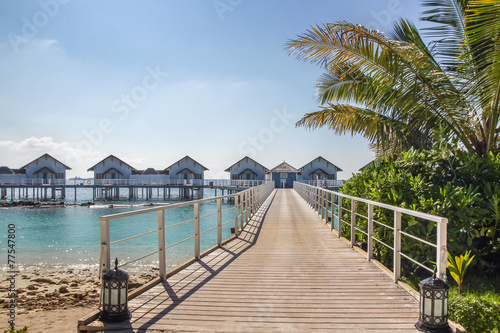 Beach bungalows, Maldives © borisb17