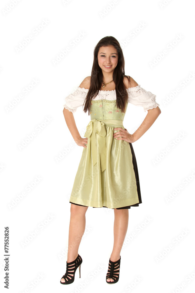 Junge Frau im Dirndl Junge Frau im Dirndl