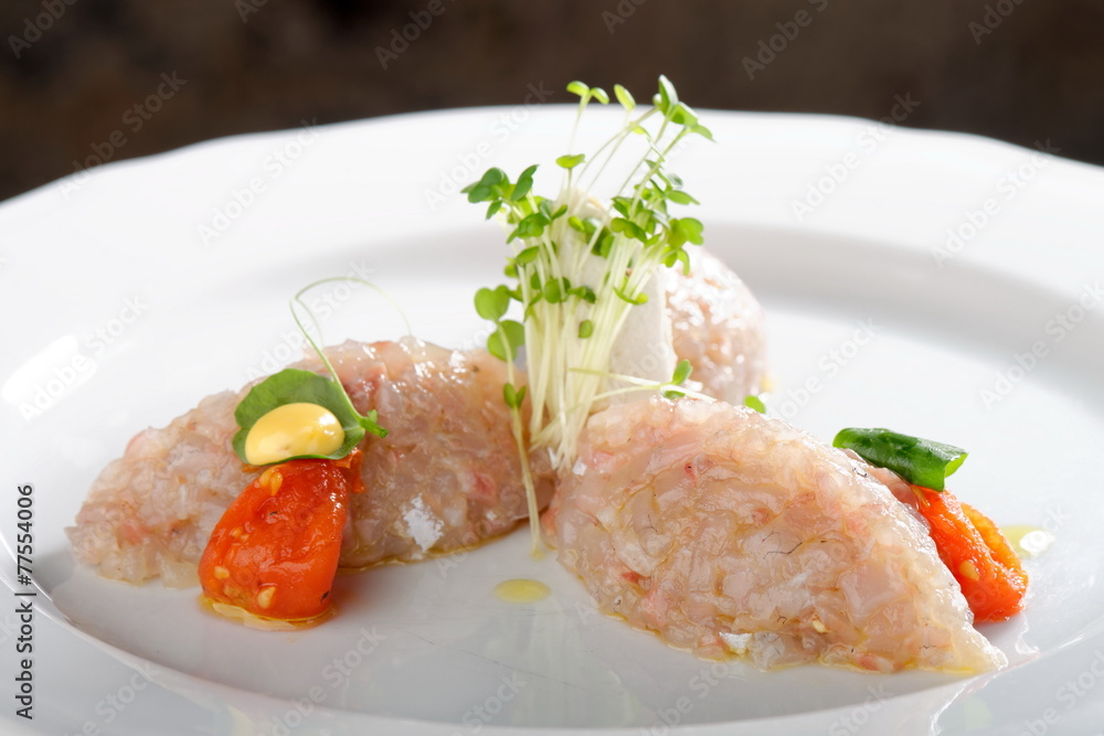 Tuna fish tartare taco Tuna fish tartare taco