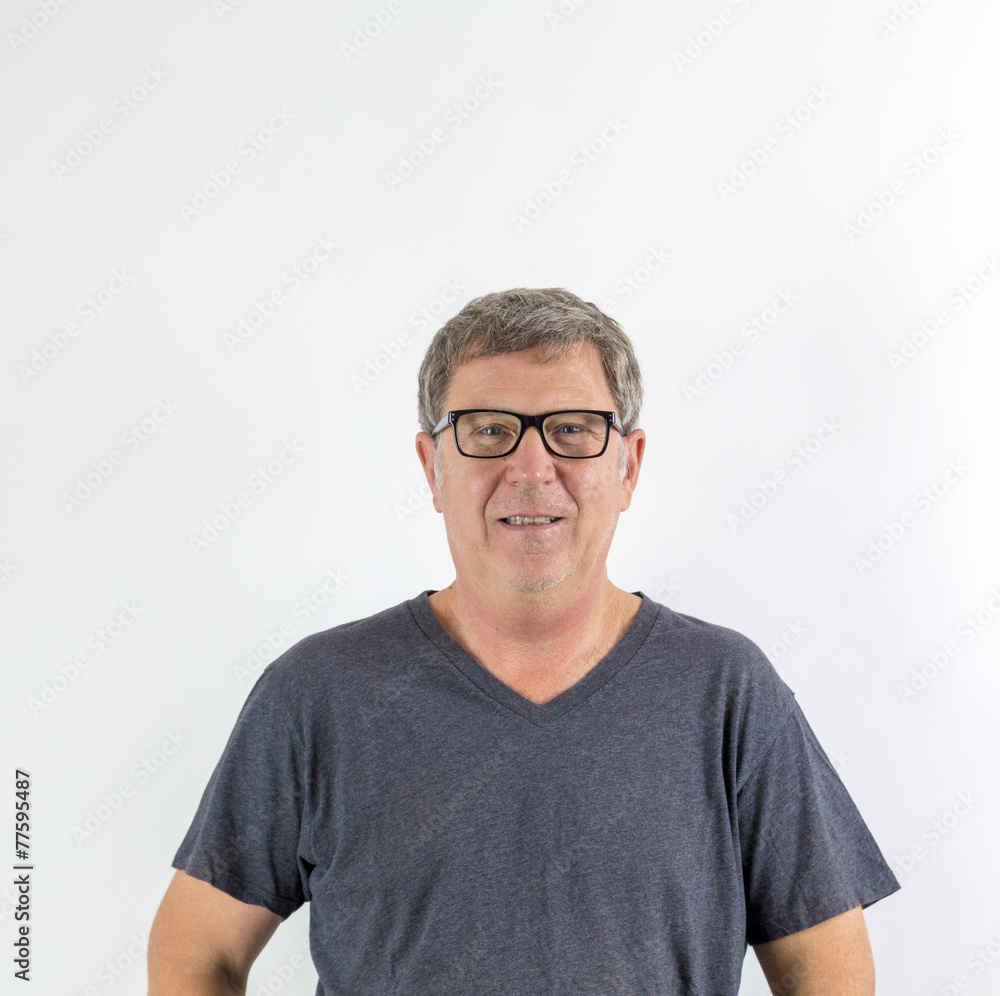Fototapeta premium senior man in big eyeglasses smiling at camera. Copy space