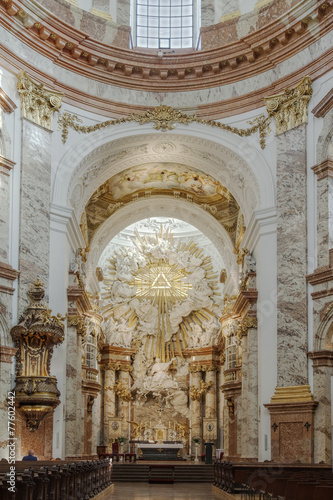 Karlskirche Wien Innen