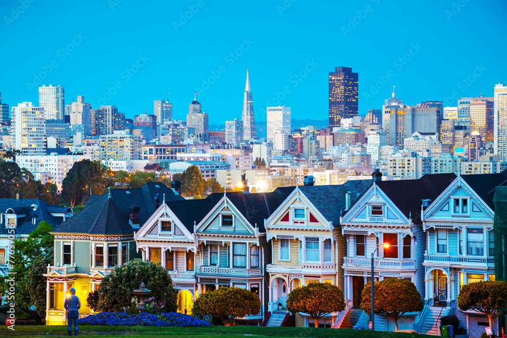 San Francisco cityscape as seen from Alamo square park