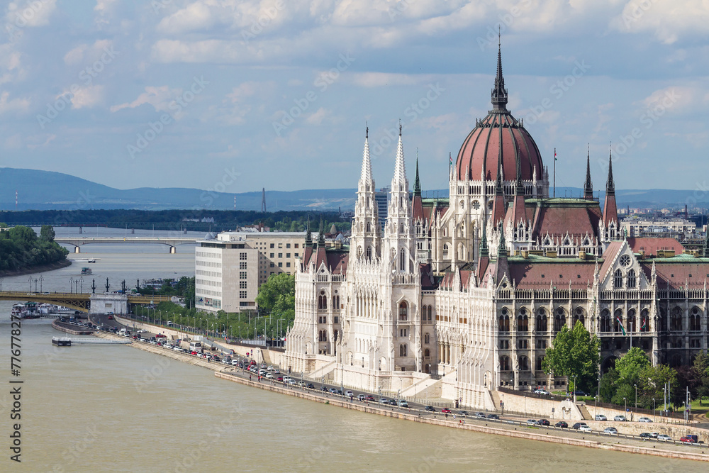 Obraz premium Gothic Parliament building on the river in Budapest