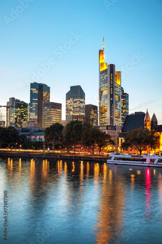 Obraz na płótnie Frankfurt cityscape at sunset w salonie