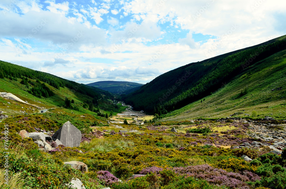 Glendalough glacial valley (County Wicklow) Glendalough glacial valley (County Wicklow)