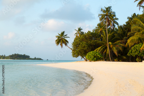 Traumhafter Strand mit weißem Sand