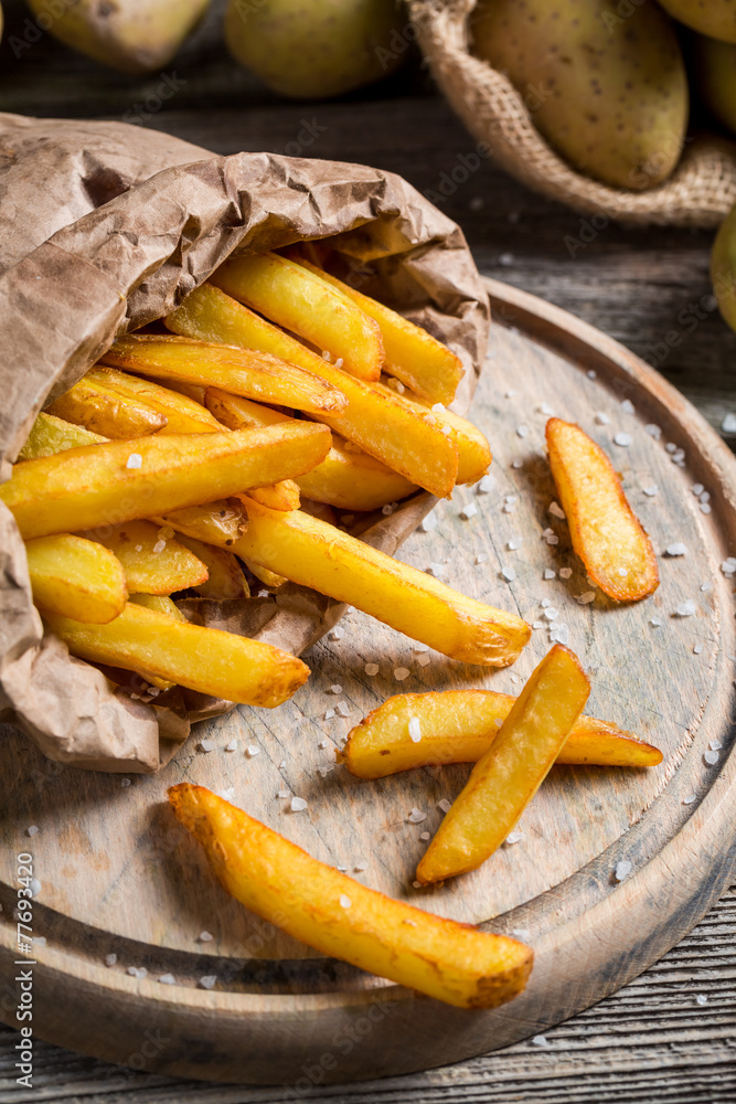 Homemade French fries made ??from potatoes Homemade French fries made ??from potatoes