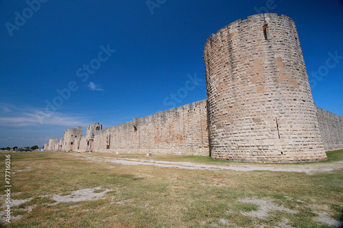 aigus mortes fortificazione camargue francia photo