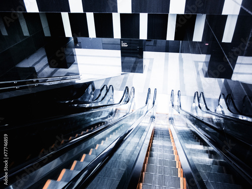 escalator photo