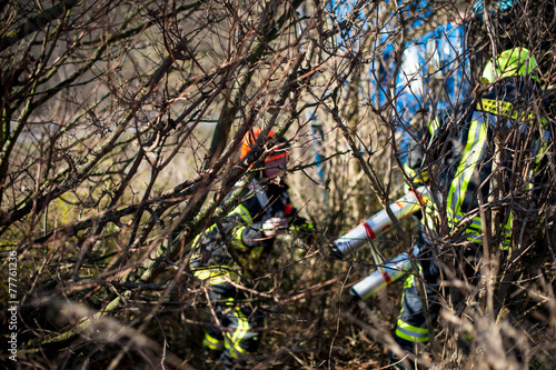 Feuerwehr Polizei Rettungsdienst LKW-Unfall 