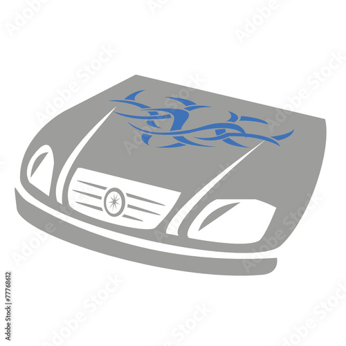Cofano anteriore automobile con fregio disegno