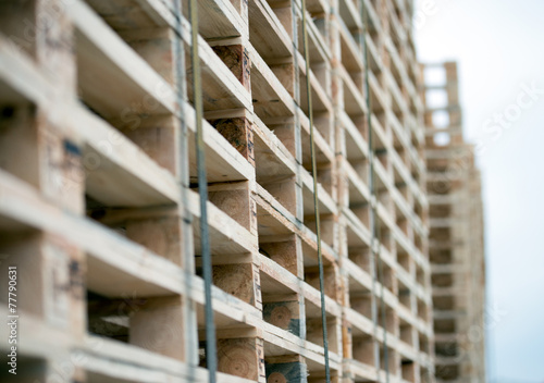 Wallpaper Mural Holzpaletten auf einem Lastkraftwagen Torontodigital.ca